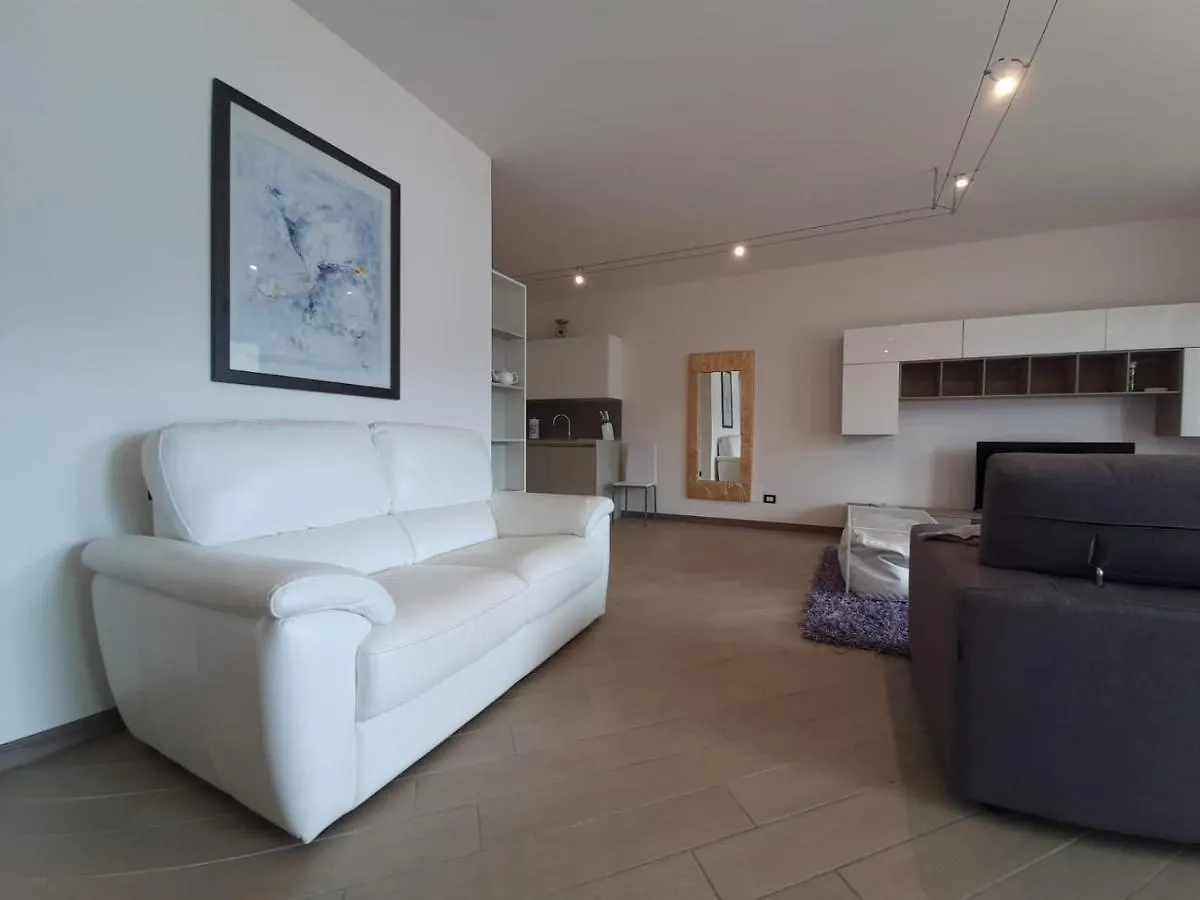 Bmp Apartment Deluxe 2 Jacuzzi Riscaldata Privata Vista Lago Di Garda Brenzone sul Garda