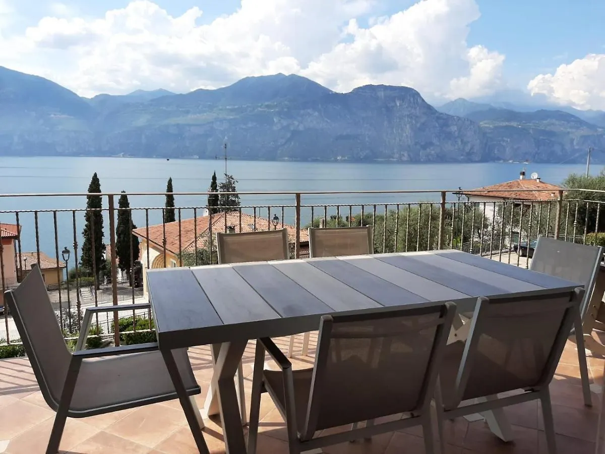 Bmp Apartment Deluxe 2 Jacuzzi Riscaldata Privata Vista Lago Di Garda Brenzone sul Garda Casa de Férias