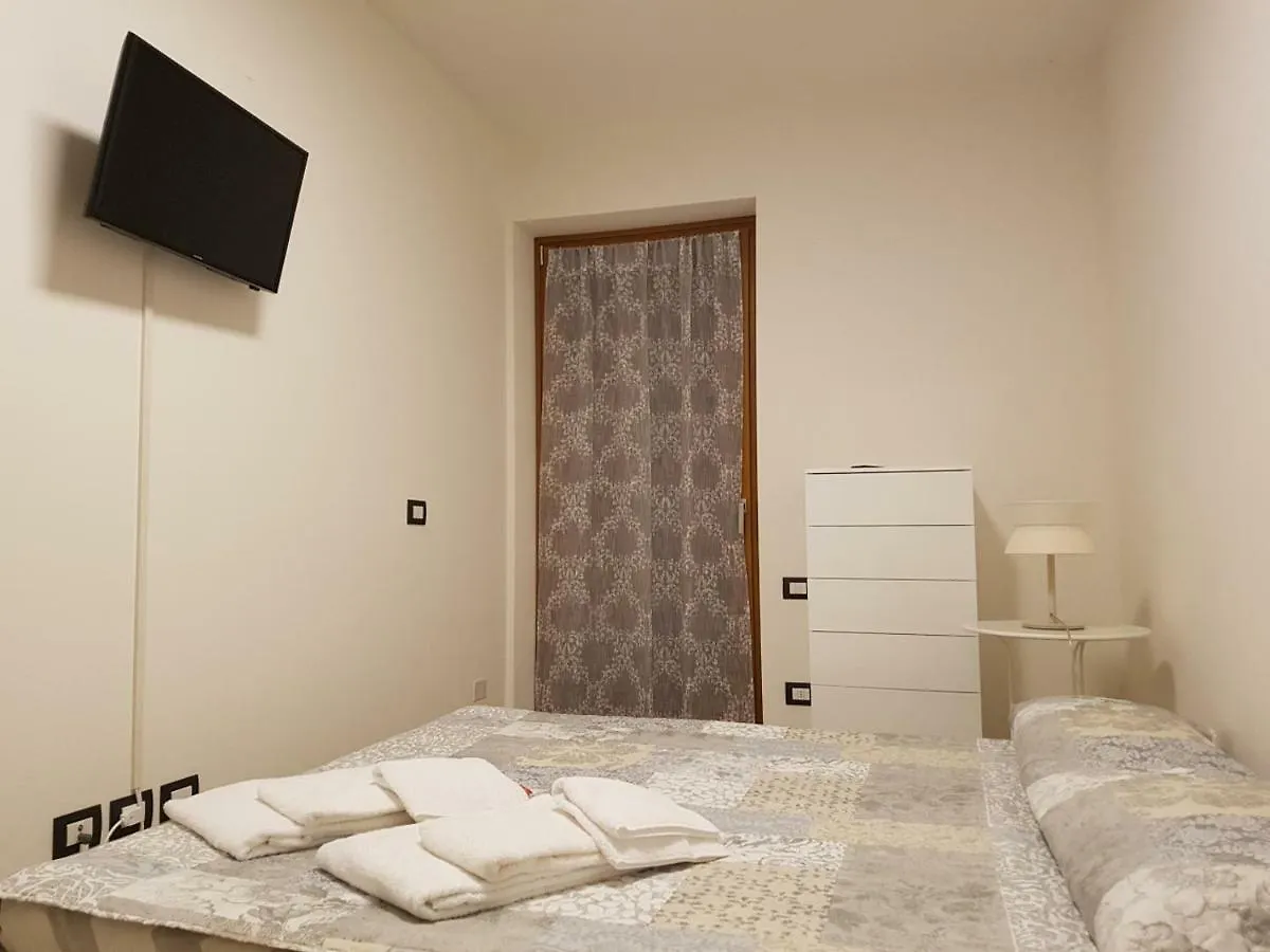 Bmp Apartment Deluxe 2 Jacuzzi Riscaldata Privata Vista Lago Di Garda Brenzone sul Garda Casa de Férias